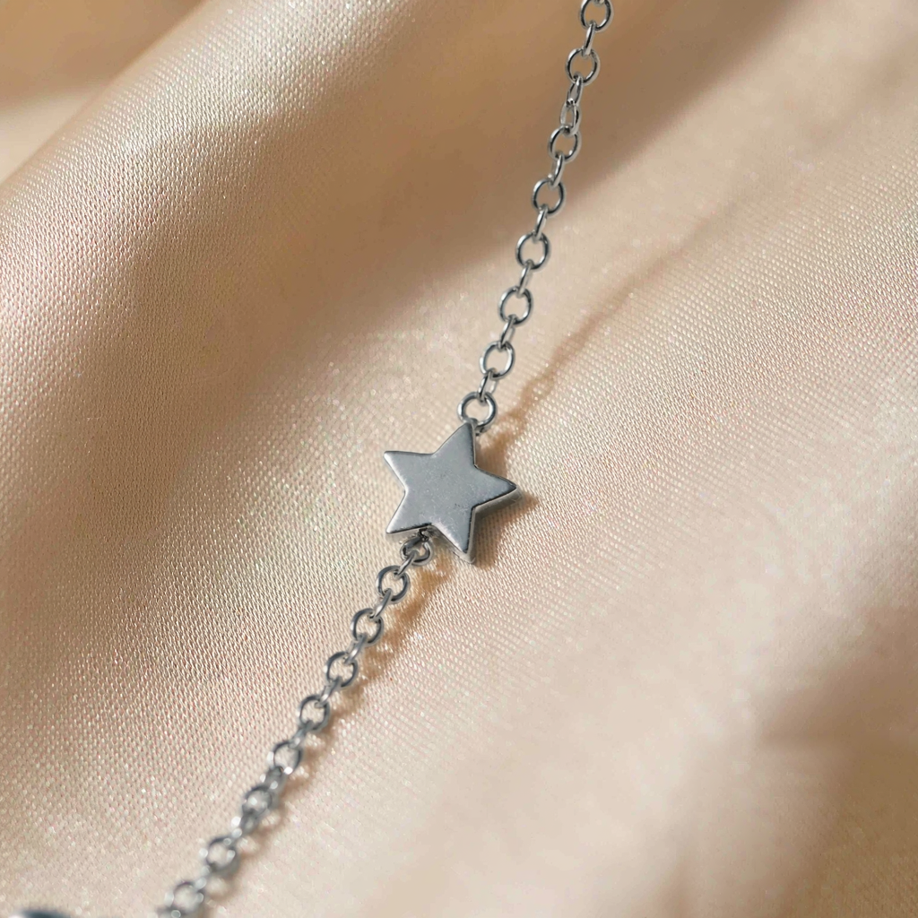 Stardust Chain Bracelet — Silver — macro view
