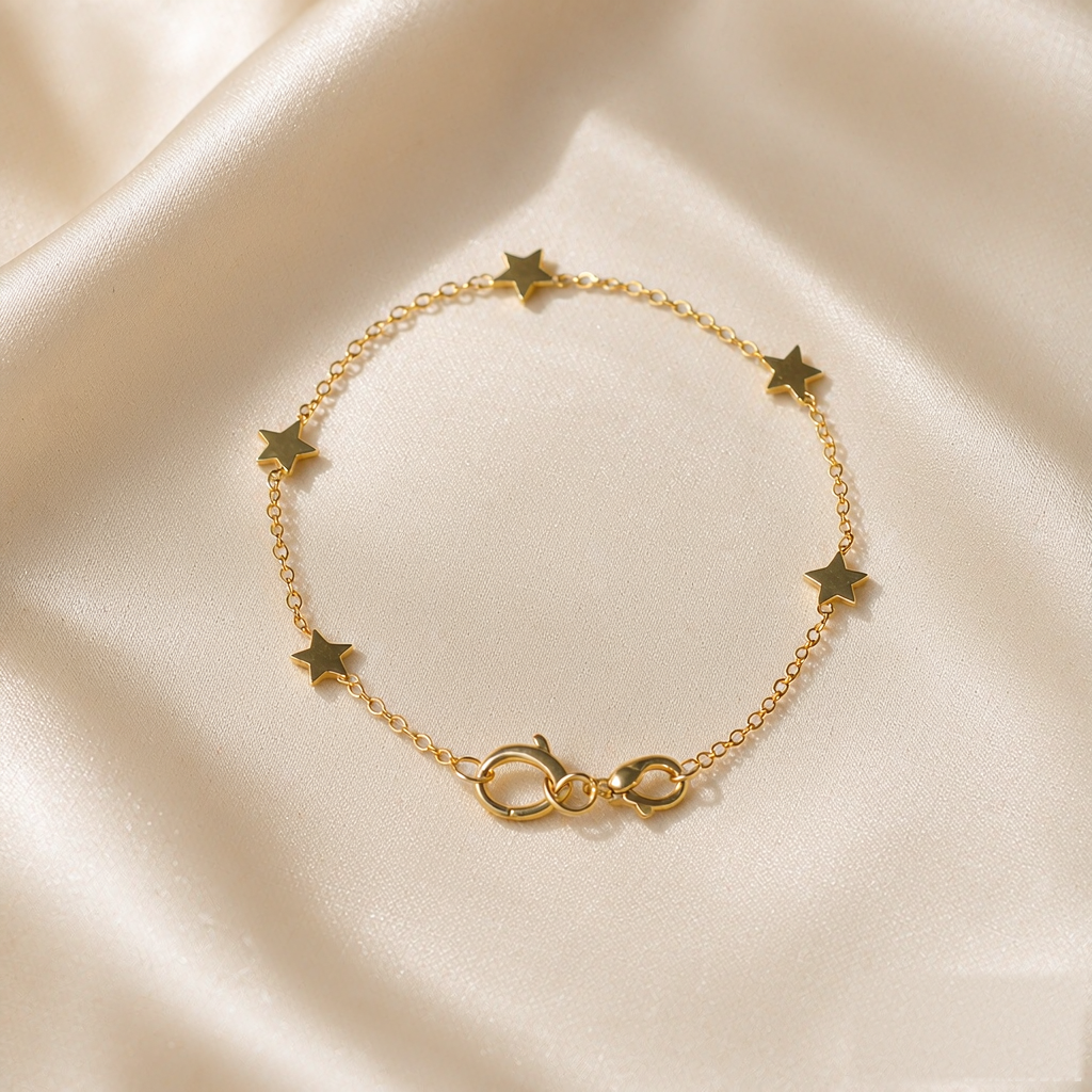 VARYNOXA Stardust Chain Bracelet — studio view